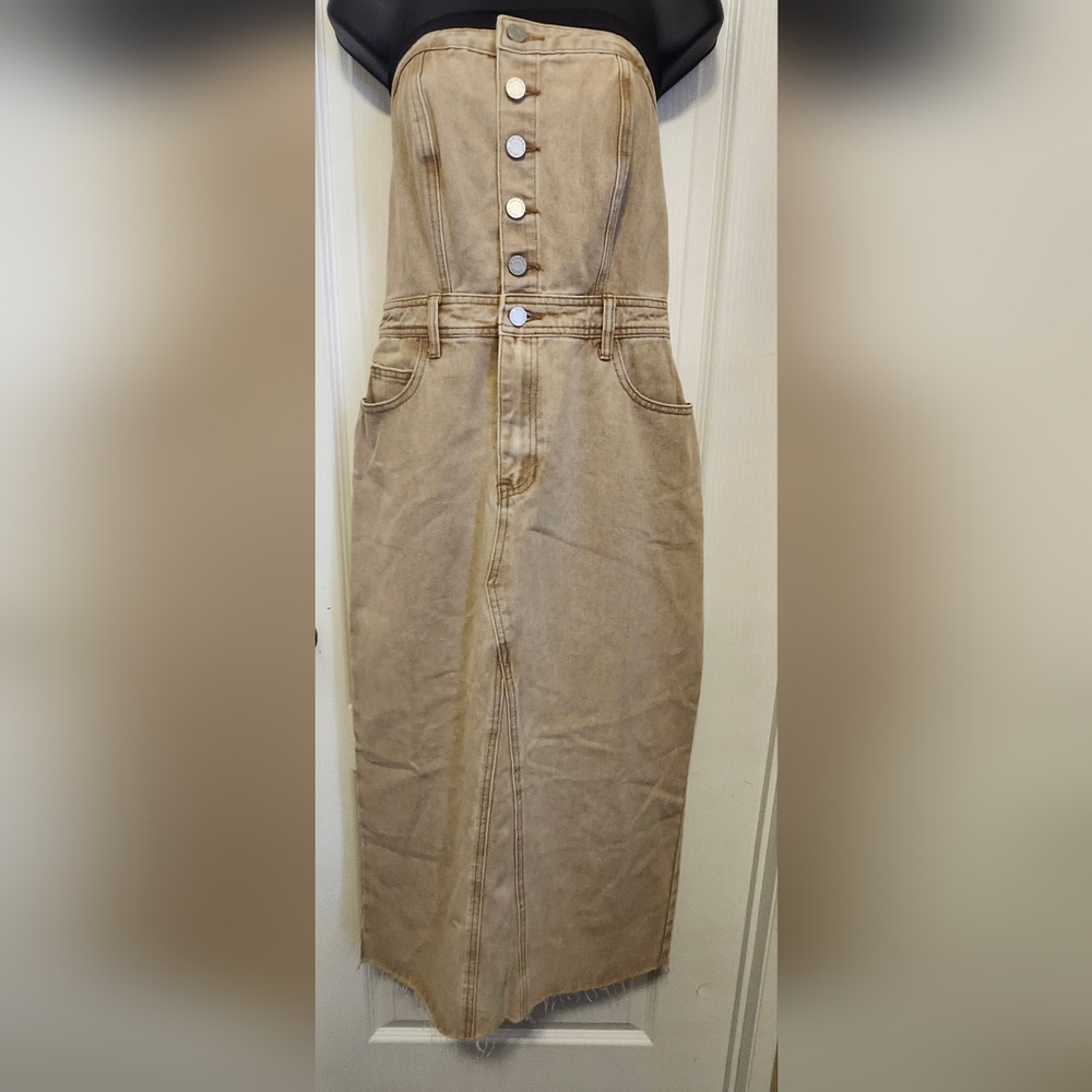 Sincerely Jules Tan Strapless Dress Size Medium NWT - Picture 2 of 7